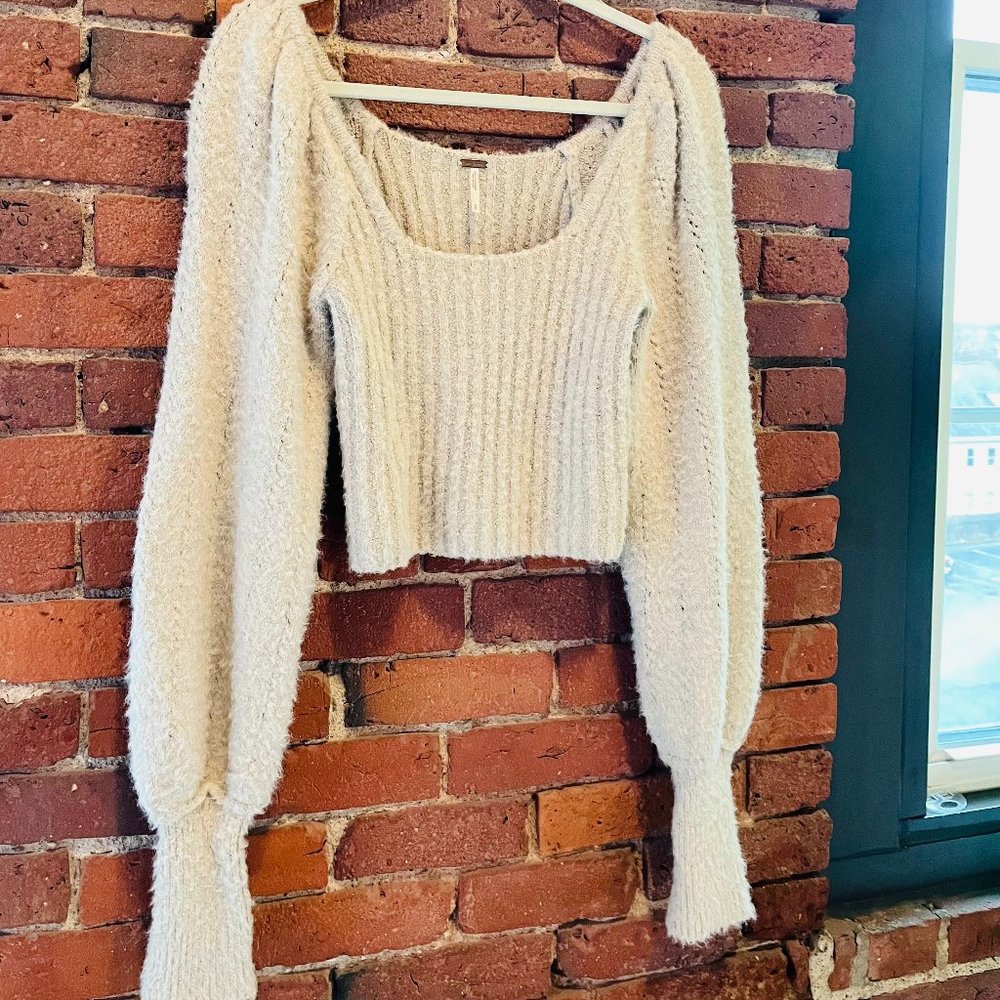 Free People Taupe Cropped Sweater With Puff Sleeves